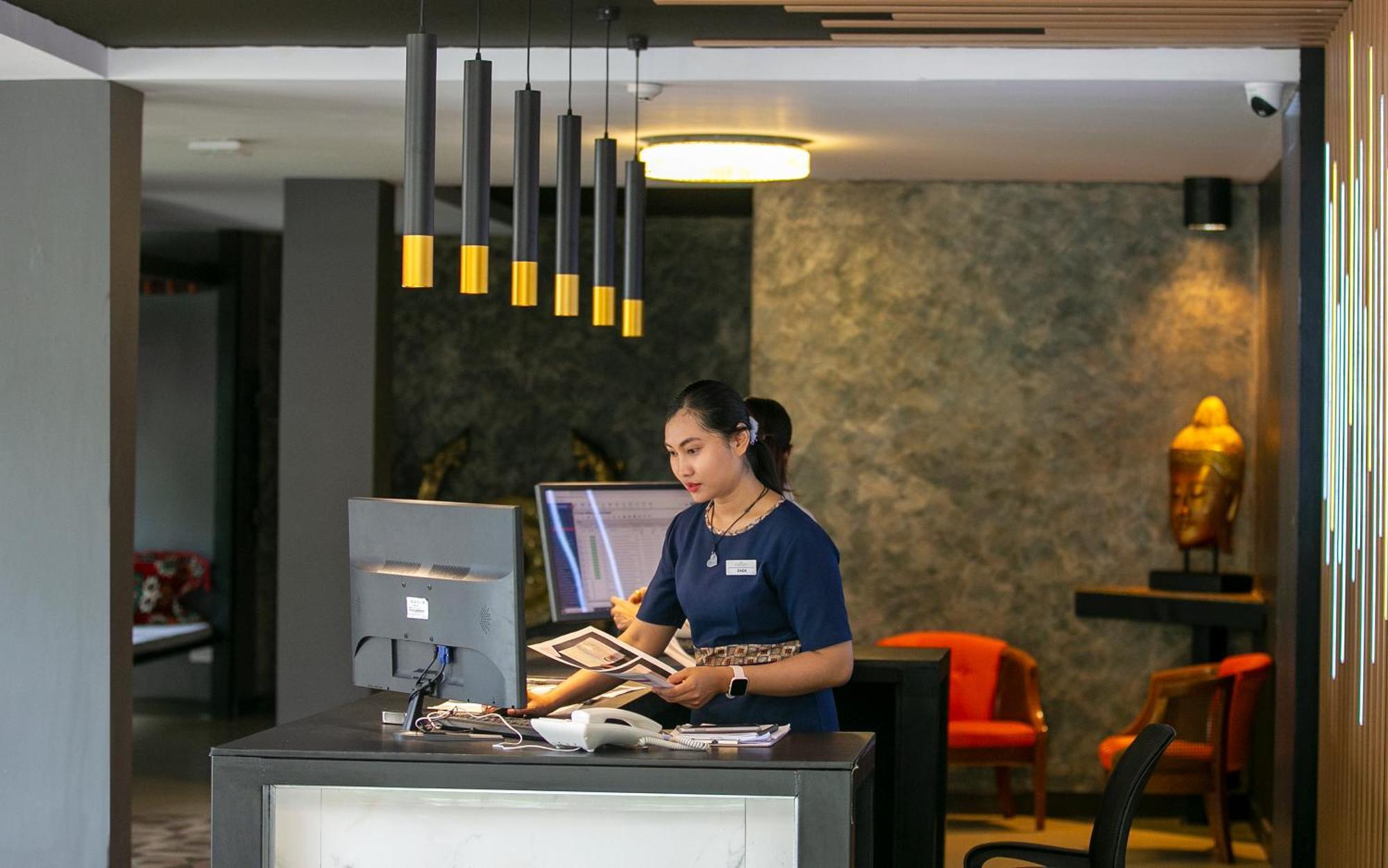 Tuana Hotels The Phulin Resort Karon Екстер'єр фото