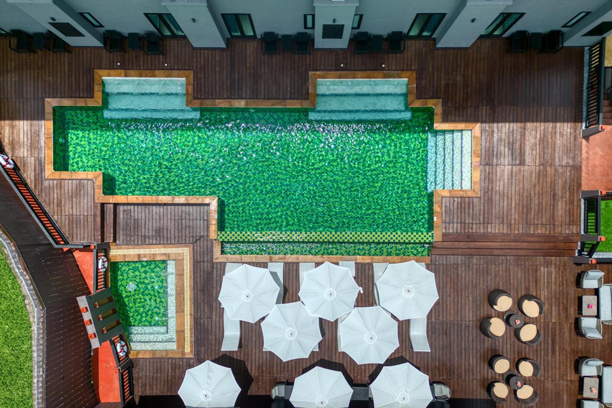 Tuana Hotels The Phulin Resort Karon Екстер'єр фото