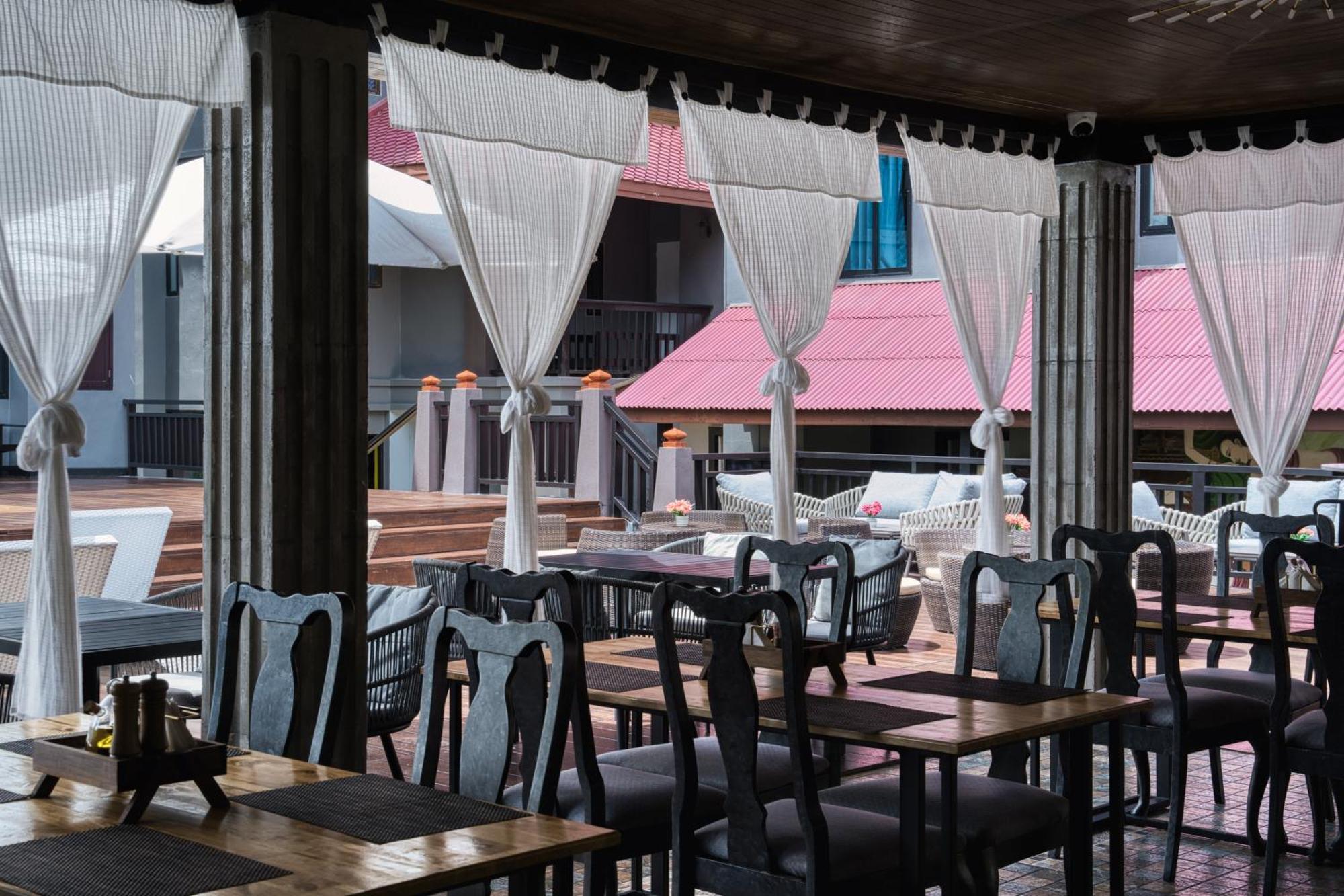 Tuana Hotels The Phulin Resort Karon Екстер'єр фото
