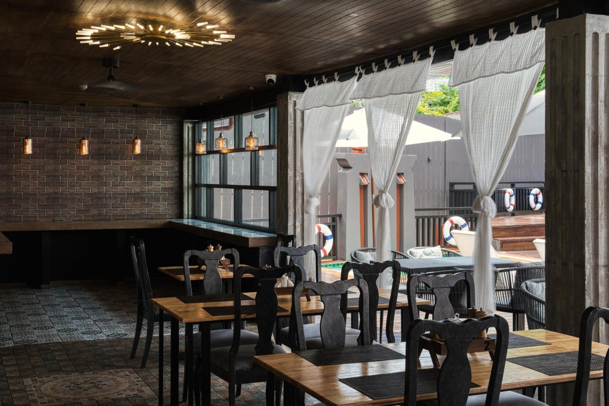 Tuana Hotels The Phulin Resort Karon Екстер'єр фото