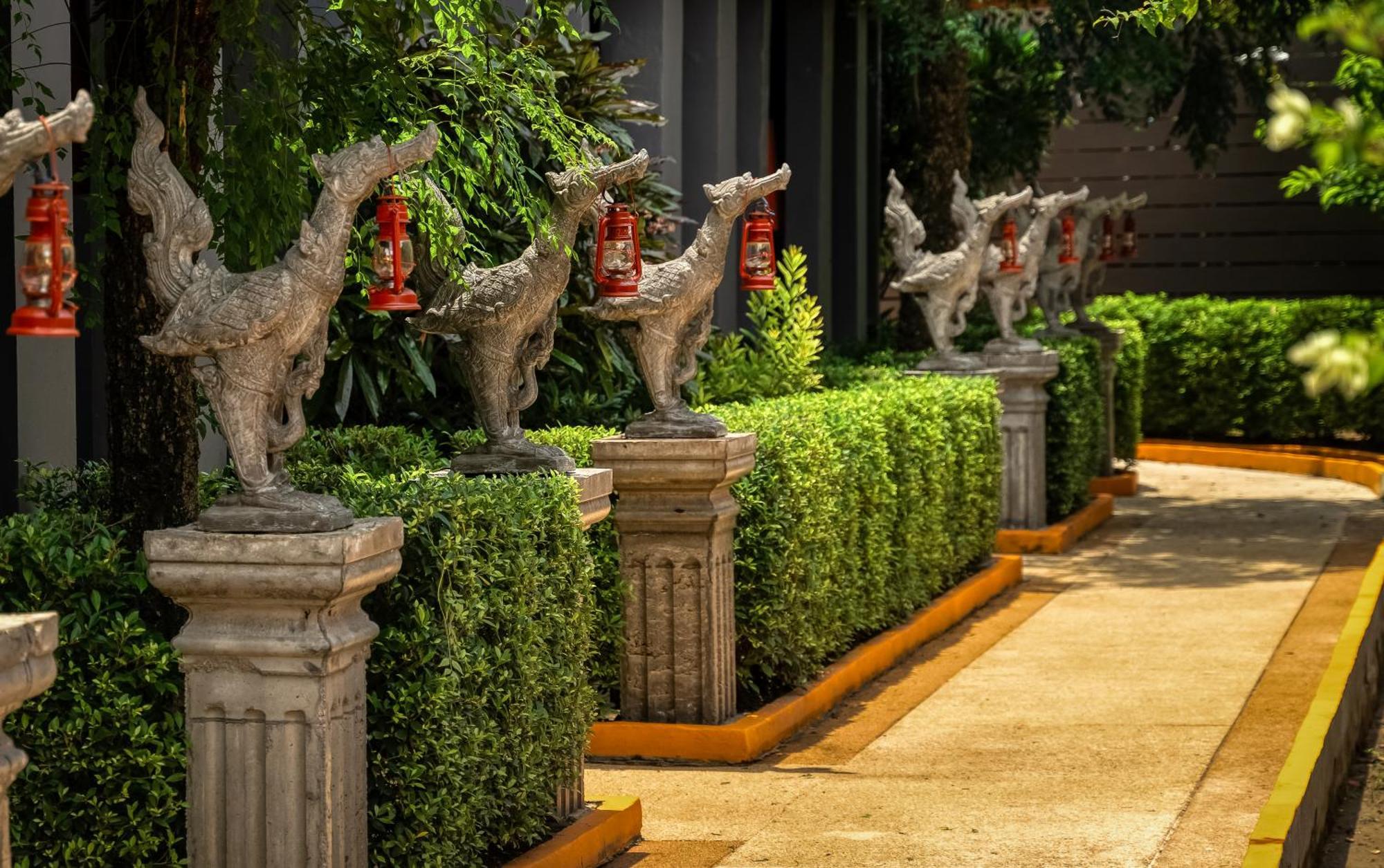 Tuana Hotels The Phulin Resort Karon Екстер'єр фото