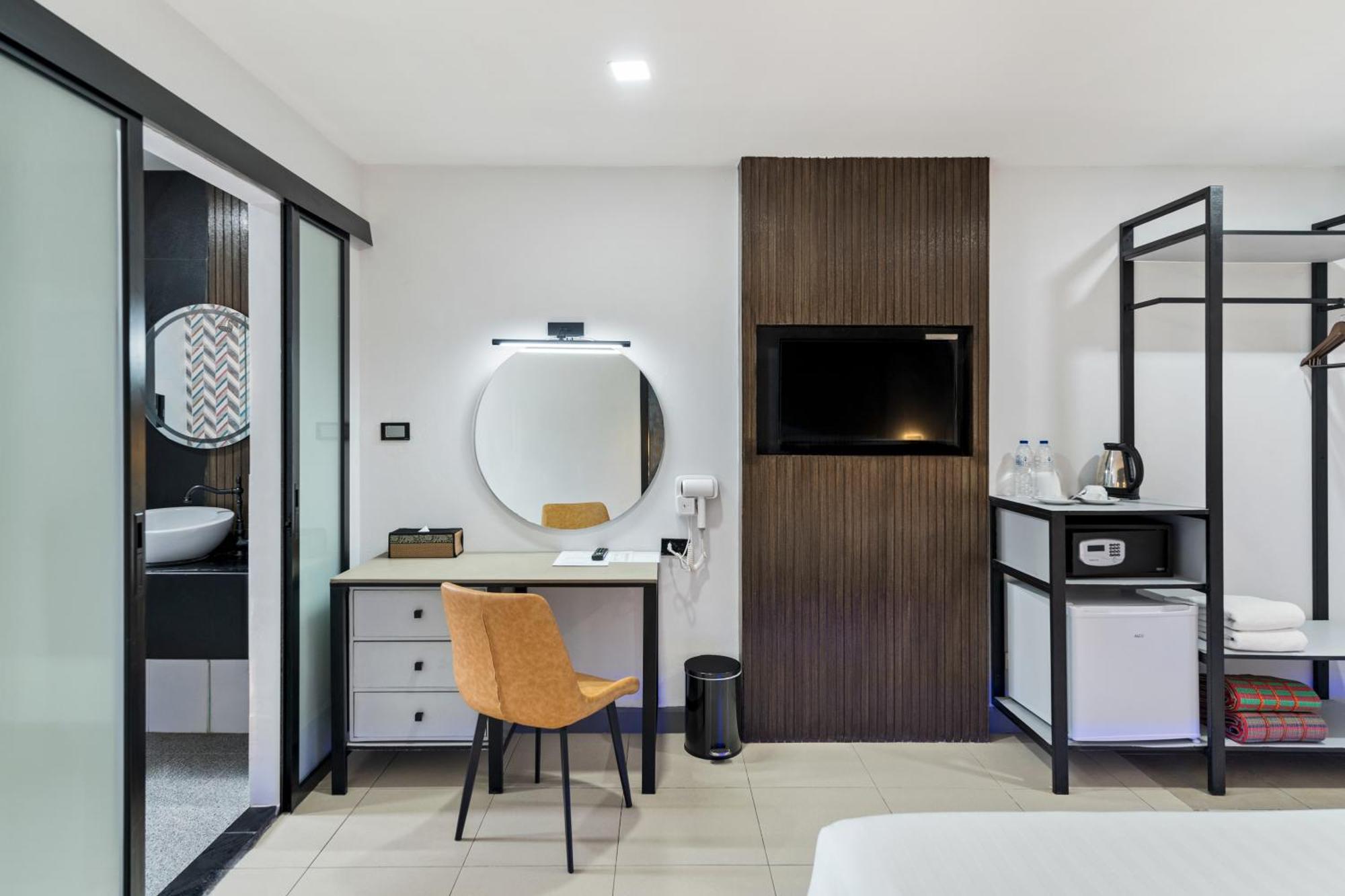 Tuana Hotels The Phulin Resort Karon Екстер'єр фото