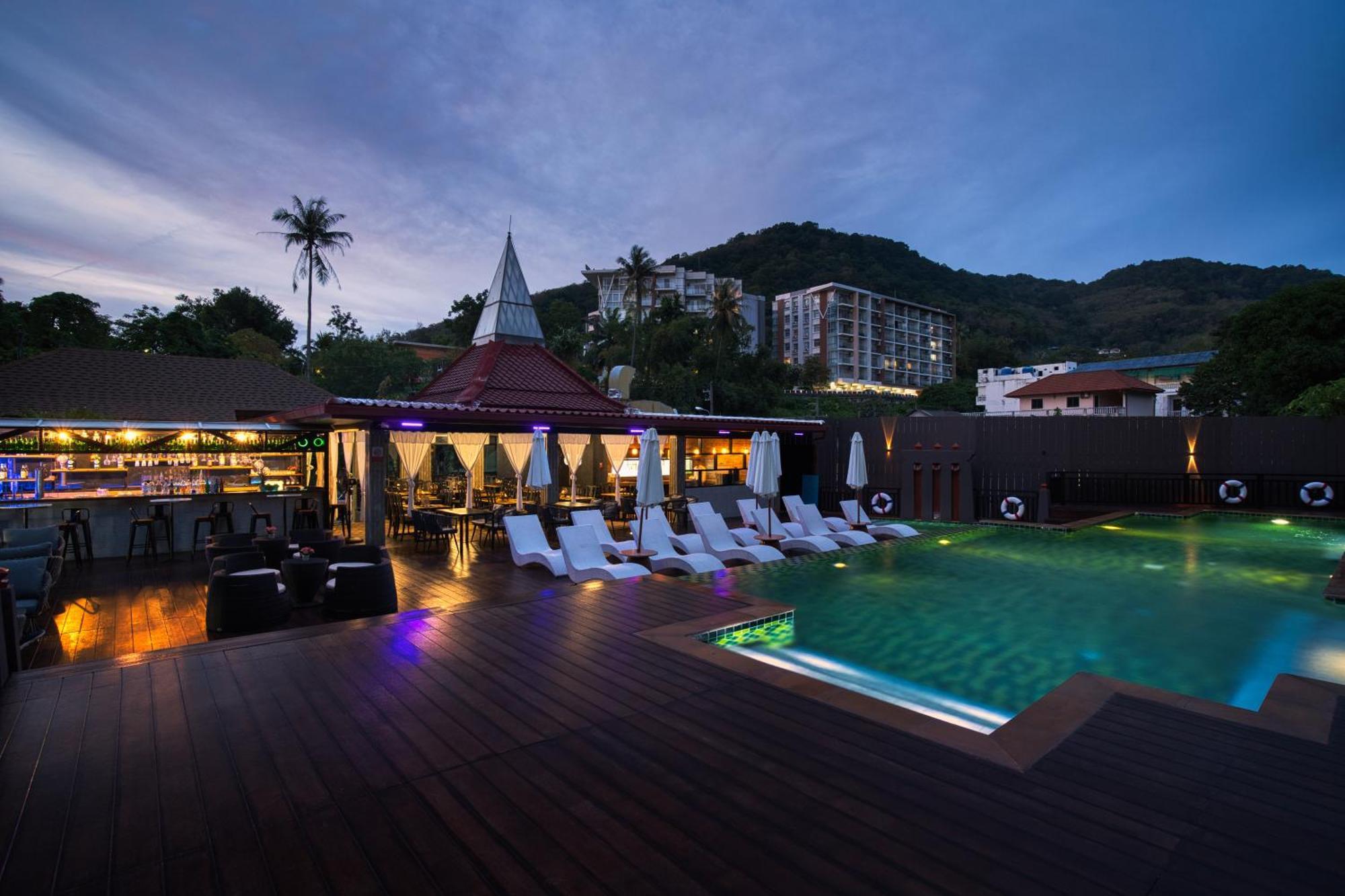 Tuana Hotels The Phulin Resort Karon Екстер'єр фото