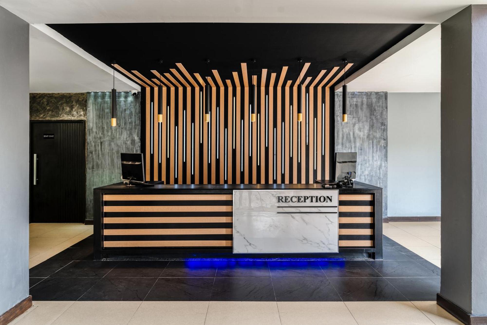 Tuana Hotels The Phulin Resort Karon Екстер'єр фото