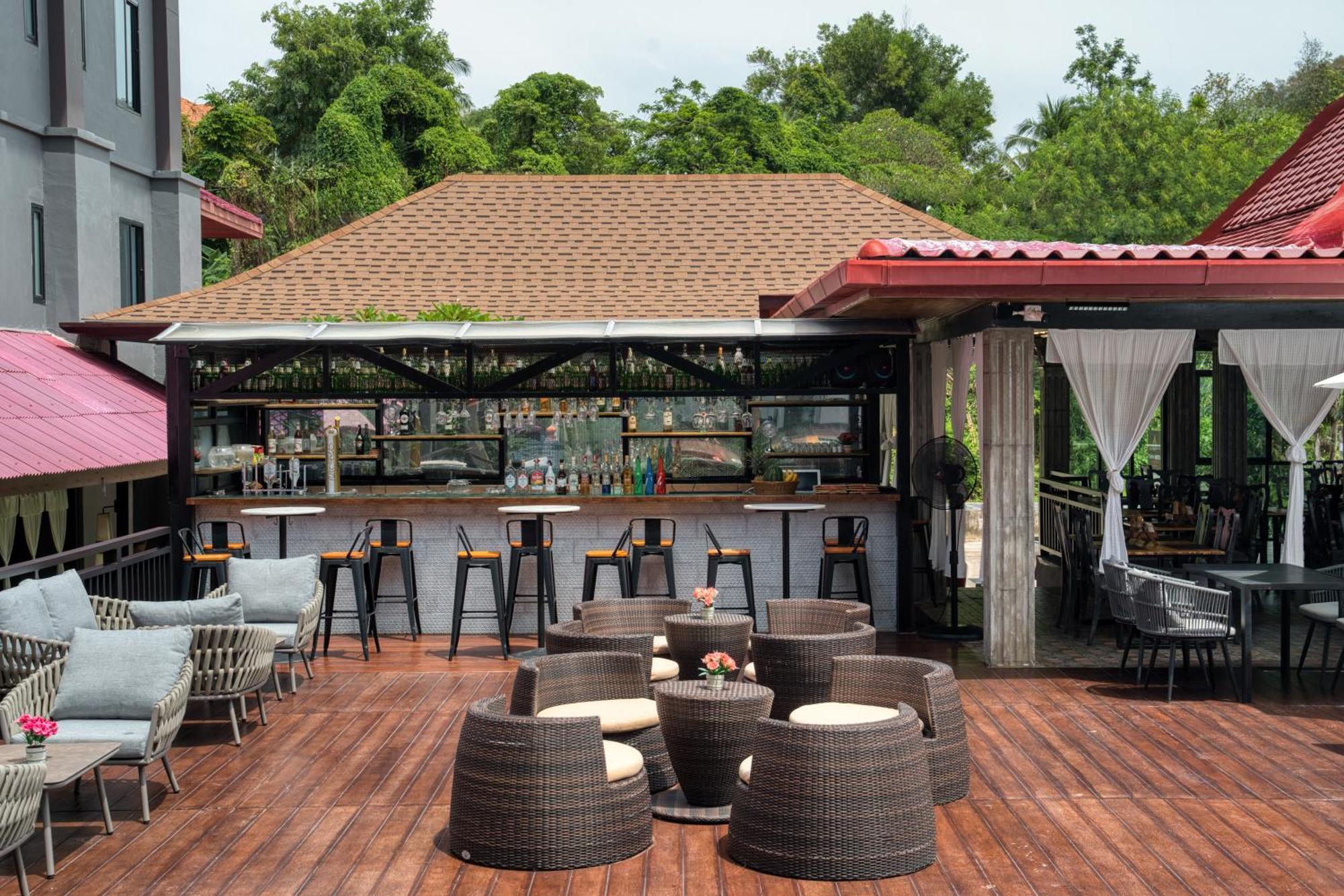 Tuana Hotels The Phulin Resort Karon Екстер'єр фото