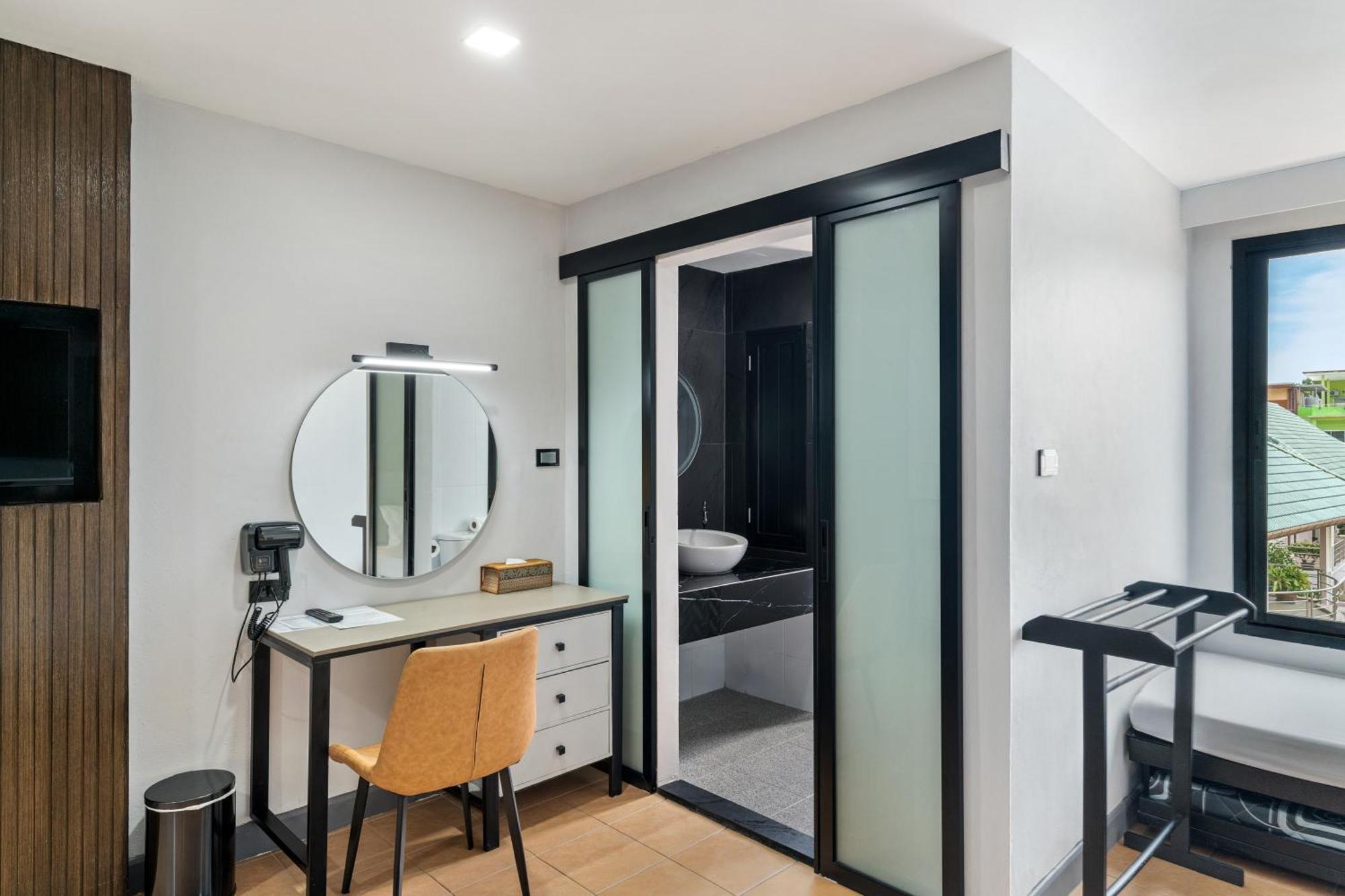 Tuana Hotels The Phulin Resort Karon Екстер'єр фото