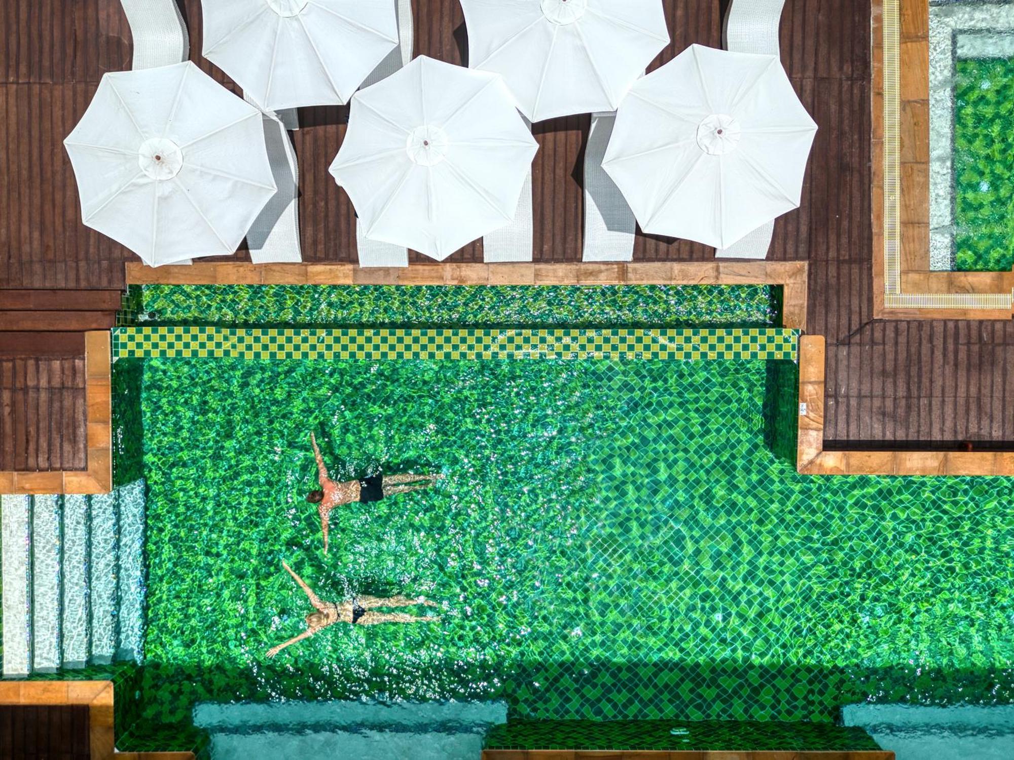 Tuana Hotels The Phulin Resort Karon Екстер'єр фото